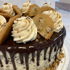Cookie Dough Drip Cake – MSU Bakers