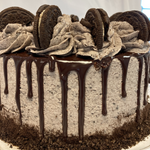 Load image into Gallery viewer, Cookies and Cream Drip Cake
